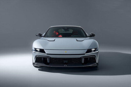 Ferrari 12Cilindri qua tay Novitec: Tinh tế hơn nguyên bản