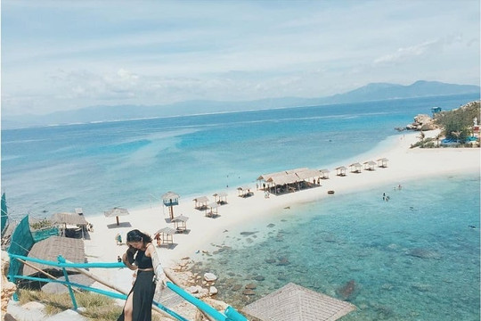 Nha Trang: Cẩm nang khám phá thành phố biển đầy nắng