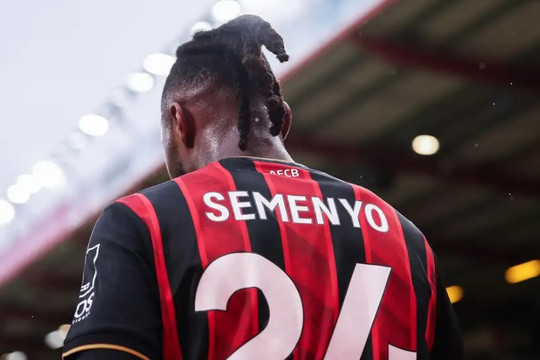 Deeney: Semenyo giữ phong độ có thể tới Real Madrid