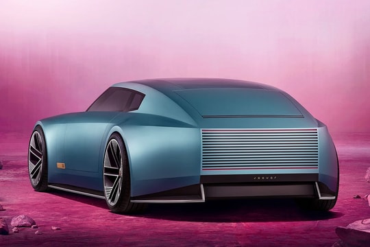 Jaguar lùi ra mắt grand tourer điện, giá từ 130.000 USD