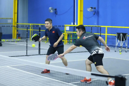 Garmex Sài Gòn sống nhờ sân Pickleball giữa 6 quý lỗ