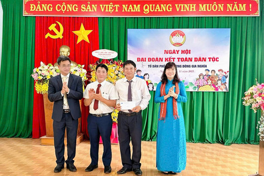 Tổ dân phố 1, phường Đông Gia Nghĩa tổ chức điểm Ngày hội đoàn kết toàn dân tộc