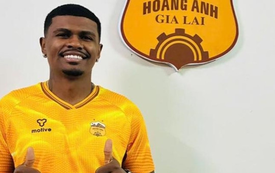 HAGL hòa 2-2 Nam Định, Fraga tạm rời đội vì tang gia