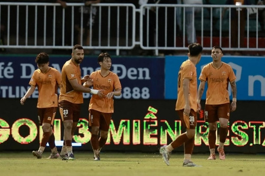 HAGL cầm hòa Nam Định 2-2, tín hiệu hồi sinh mạnh mẽ