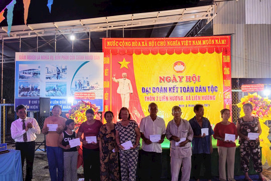 Rộn ràng Ngày hội Đại đoàn kết toàn dân tộc tại xã Liên Hương