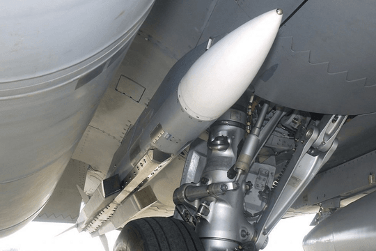 Vì sao Ukraine chưa thể dùng tên lửa tầm xa NATO