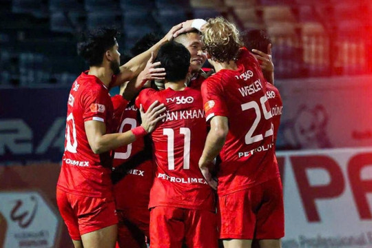 Viettel thắng Thanh Hoá 1-0, Đinh Viết Tú chọn Ninh Bình