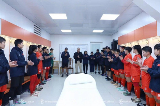 ĐT nữ Việt Nam được tiếp lửa trước SEA Games 33