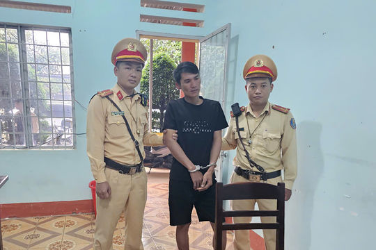 Lâm Đồng bắt đối tượng truy nã lẩn trốn trong rẫy cà phê