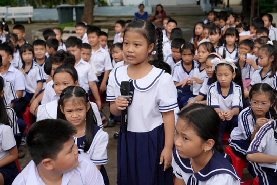 Trang bị kỹ năng an toàn số cho học sinh qua Chiến dịch Không một mình