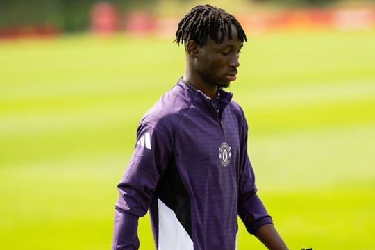 Man Utd đón Sekou Kone trở lại sau chấn thương mắt