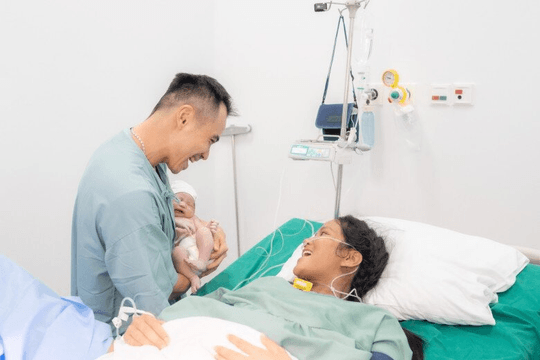 H'Hen Niê: Sức khỏe bị ảnh hưởng sau lùm xùm của chồng