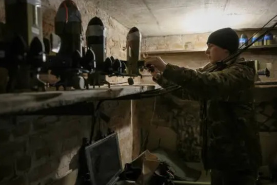 Ukraine tăng tốc sản xuất drone đánh chặn giá rẻ mỗi ngày