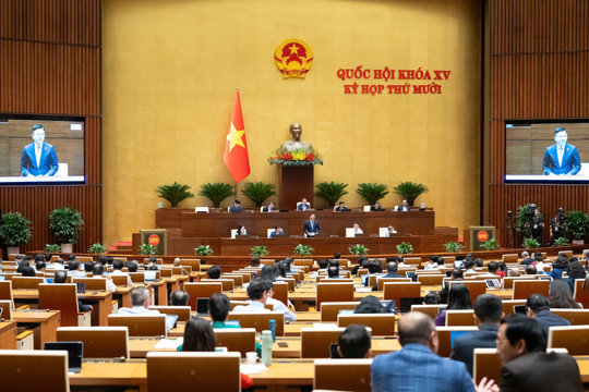 Sớm trình chính sách tiền lương mới; bố trí đủ nhân sự, xem xét chế độ tiền lương, phụ cấp phù hợp với cấp xã