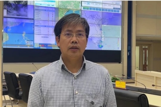 Chuyên gia cảnh báo: Bão số 13 có thể gây gió giật cấp 17, mưa tới 600mm và lũ quét nghiêm trọng