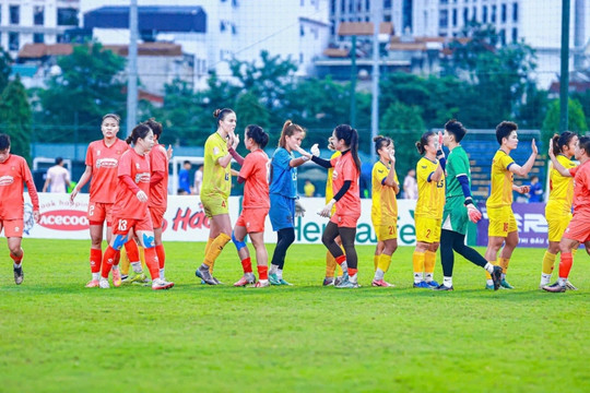 Huỳnh Như ghi bàn, CLB nữ TP.HCM thắng 2-1 ĐT nữ Việt Nam