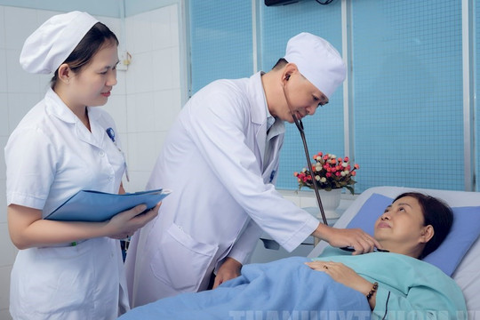 Quy định tiêu chuẩn về trình độ đào tạo, năng lực chuyên môn nghiệp vụ bác sĩ chính (hạng II)