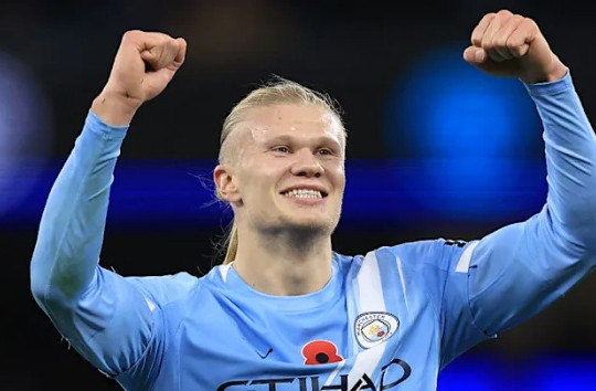Haaland lập kỷ lục, Man City thắng Dortmund 4-1