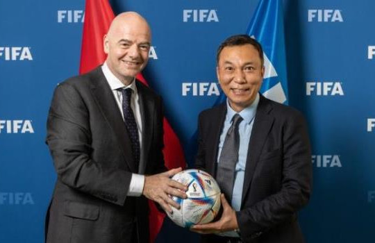 Gianni Infantino cảm ơn VFF, khen TP.HCM I vô địch 12 năm