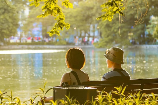 Hà Nội tháng 10: Trải nghiệm mùa thu lãng mạn nhất