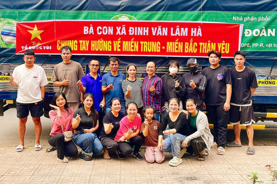 Những chuyến xe nghĩa tình của người dân Lâm Đồng hướng về đồng bào vùng lũ