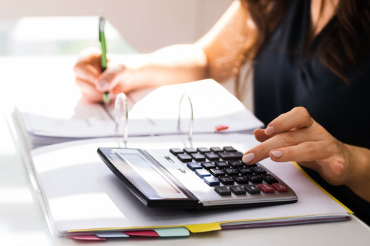 Có được khấu trừ thuế GTGT khi biếu tặng hàng hóa?