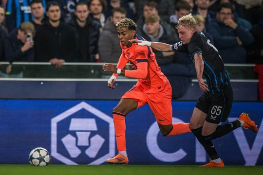 Yamal in dấu ấn 3 bàn, Barcelona hòa 3-3 Club Brugge