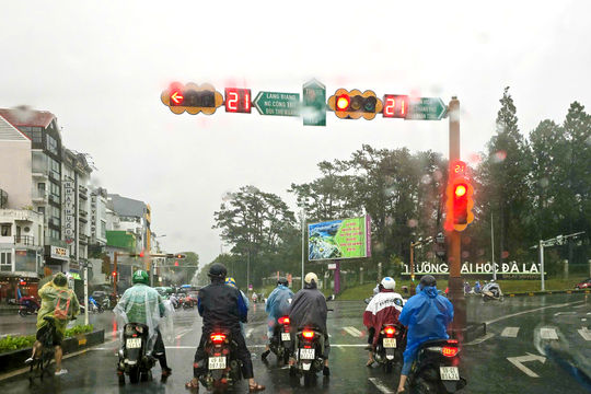 Thí điểm hệ thống giao thông thông minh nhằm tối ưu hoá giao thông đô thị