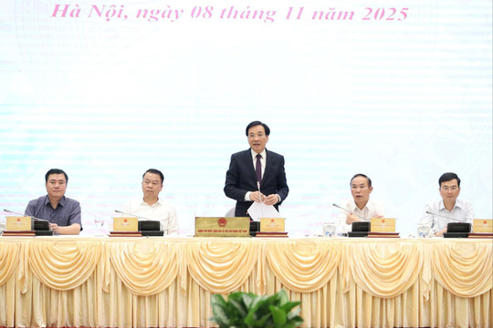 Họp báo Chính phủ thường kỳ tháng 10/2025