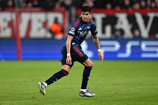 Piero Hincapie bổ sung sức bật cho hàng thủ Arsenal