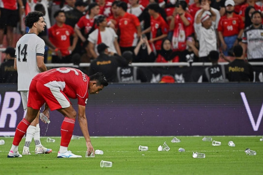 FIFA phạt Indonesia 50.000 franc Thụy Sĩ, cấm 2 cầu thủ 4 trận