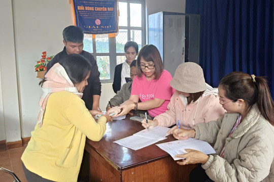 Tà Năng hỗ trợ tiền cho 70 hộ dân di dời do sự cố hồ Cay An