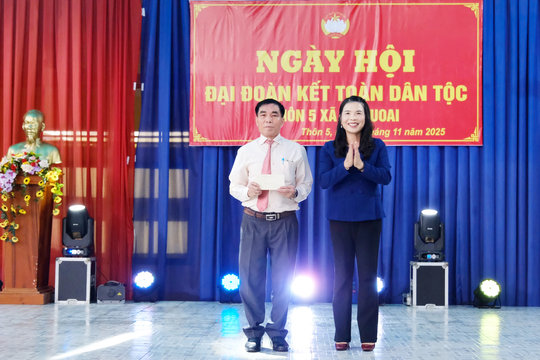 Ngày hội Đại đoàn kết toàn dân tộc tại thôn 5, xã Đạ Huoai