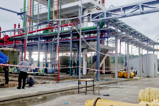 Lâm Đồng yêu cầu tăng cường an toàn lao động sau vụ nổ bồn chứa a-xít làm hai người chết