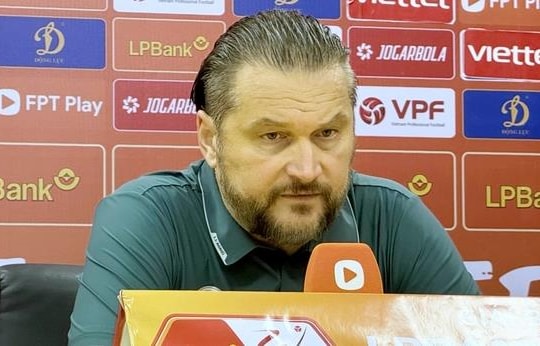 Thể Công Viettel hòa 2-2 PVF-CAND, HLV Popov bức xúc