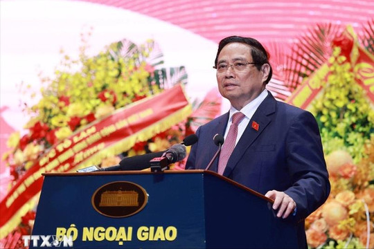 Thủ tướng: Ngoại giao góp phần giữ vững môi trường, mở rộng cục diện, nâng cao thế lực