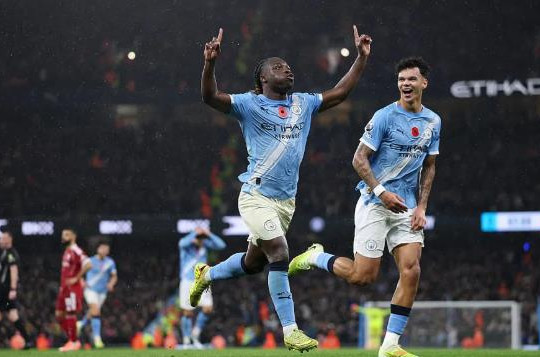 Man City hạ Liverpool 3-0: Doku khuấy đảo mọi phương án kèm