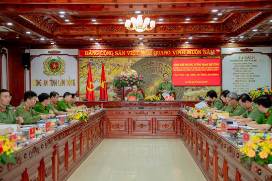 Thượng tướng Phạm Thế Tùng làm việc với Công an Lâm Đồng