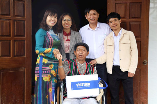 “Cột mốc sống” ở vùng biên Quảng Trực