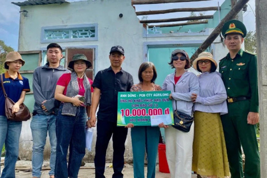 Hỗ trợ hơn 200 triệu đồng cho người dân và trẻ mồ côi bị ảnh hưởng sau bão ở Đắk Lắk