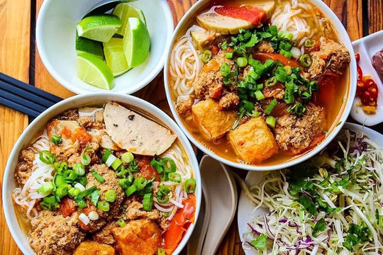 Hà Nội: Khám phá bản đồ ẩm thực bữa sáng trứ danh