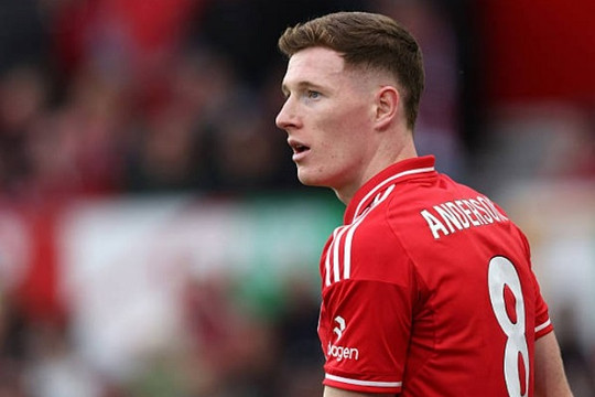 Arsenal tính đổi sao trẻ lấy Elliot Anderson của Nottingham