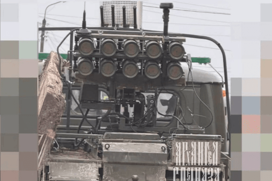 Nga đưa robot mini-Solntsepyok, B-52 diễn tập, CH-7 bay thử