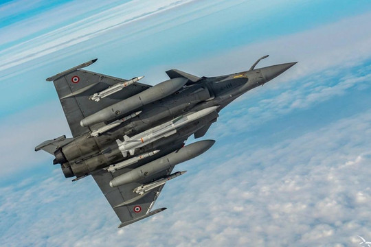 Rafale M phóng thử tên lửa hạt nhân ASMPA-R nâng cấp