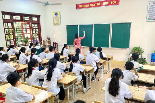 Thời gian tính phụ cấp thâm niên khi chuyển vị trí giảng dạy