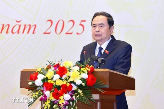 "Rà soát hệ thống luật, nhất là lĩnh vực dễ phát sinh tham nhũng, lãng phí, tiêu cực"