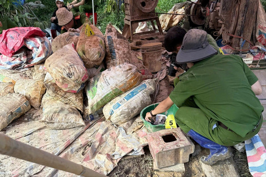 Công an Lâm Đồng phá chuyên án “vàng tặc”, thu giữ 700g vàng