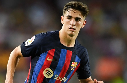 Barcelona thẳng thừng từ chối PSG, Gavi là tài sản không bán