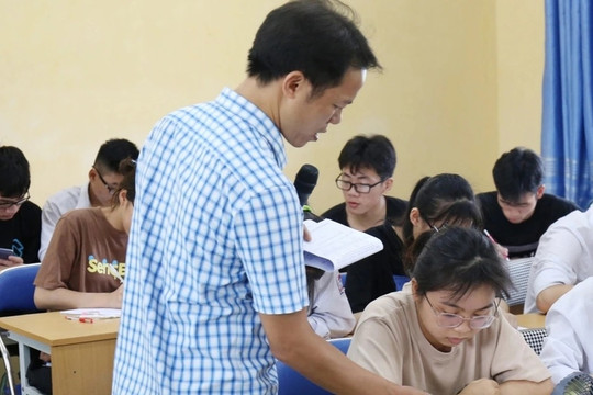 Trường hợp được giảm thời gian xét thăng hạng