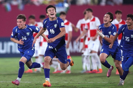 Địa chấn U17 World Cup: Uzbekistan hạ Croatia trên chấm 11m
